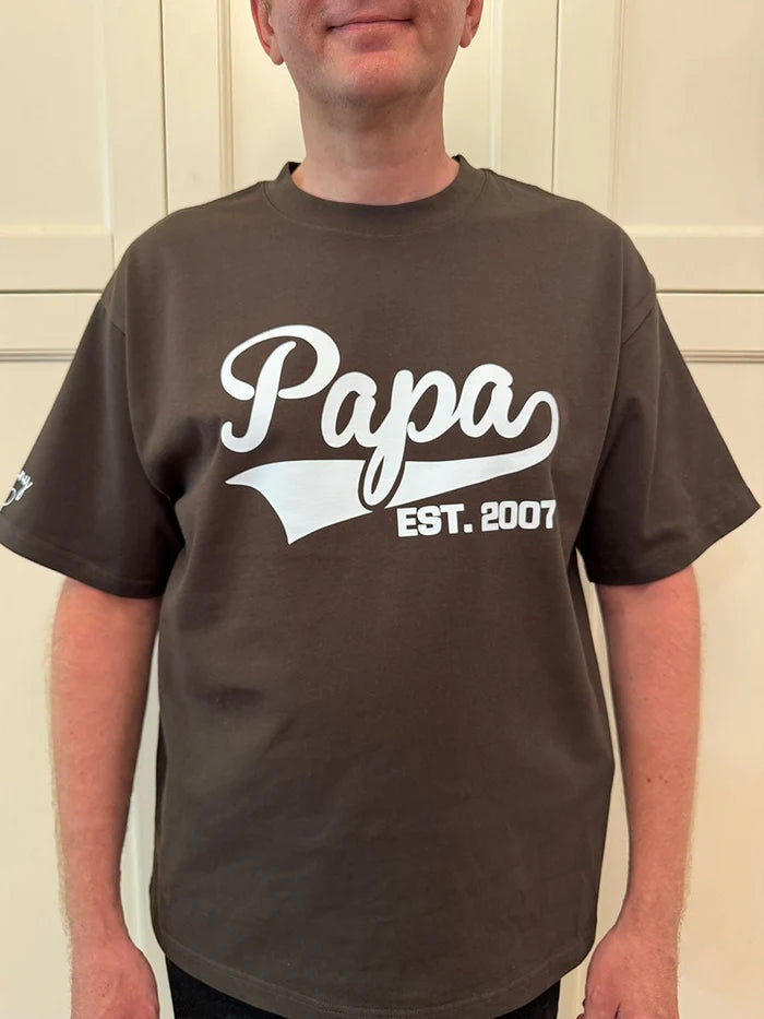 Personalized Dad T-shirt/Sweatshirt/Hoodie with Kids Name on sleeve