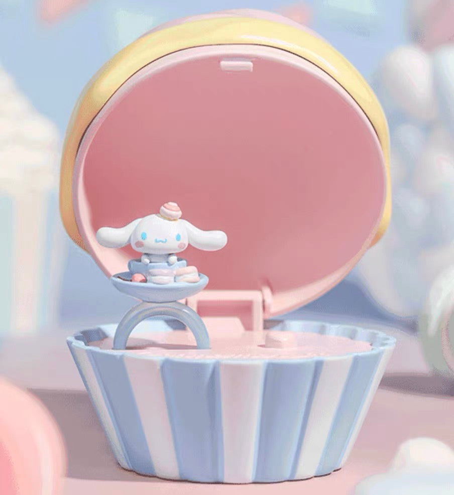 Sanrio Cinnamoroll Cupcake Ring